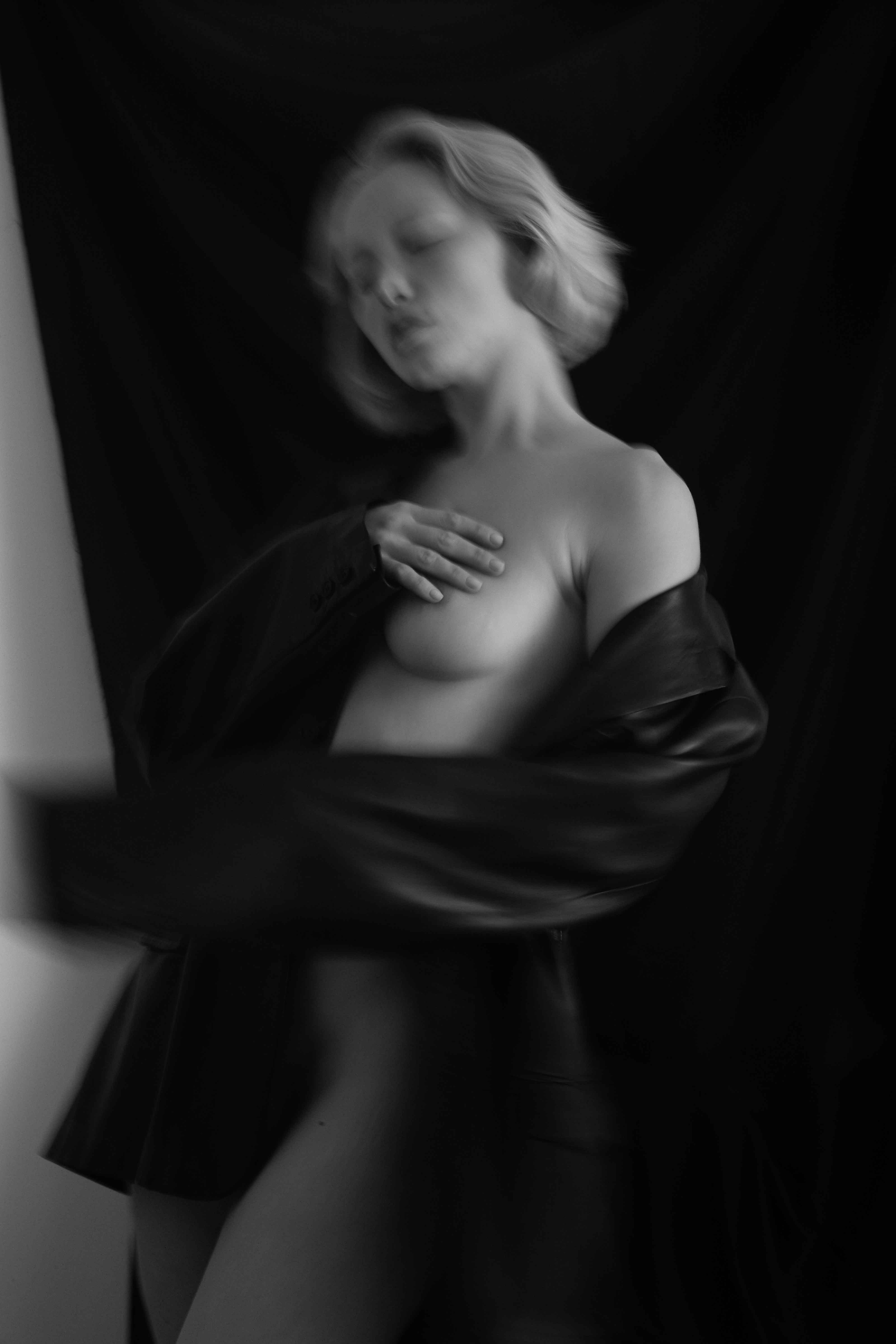 BLUR 27