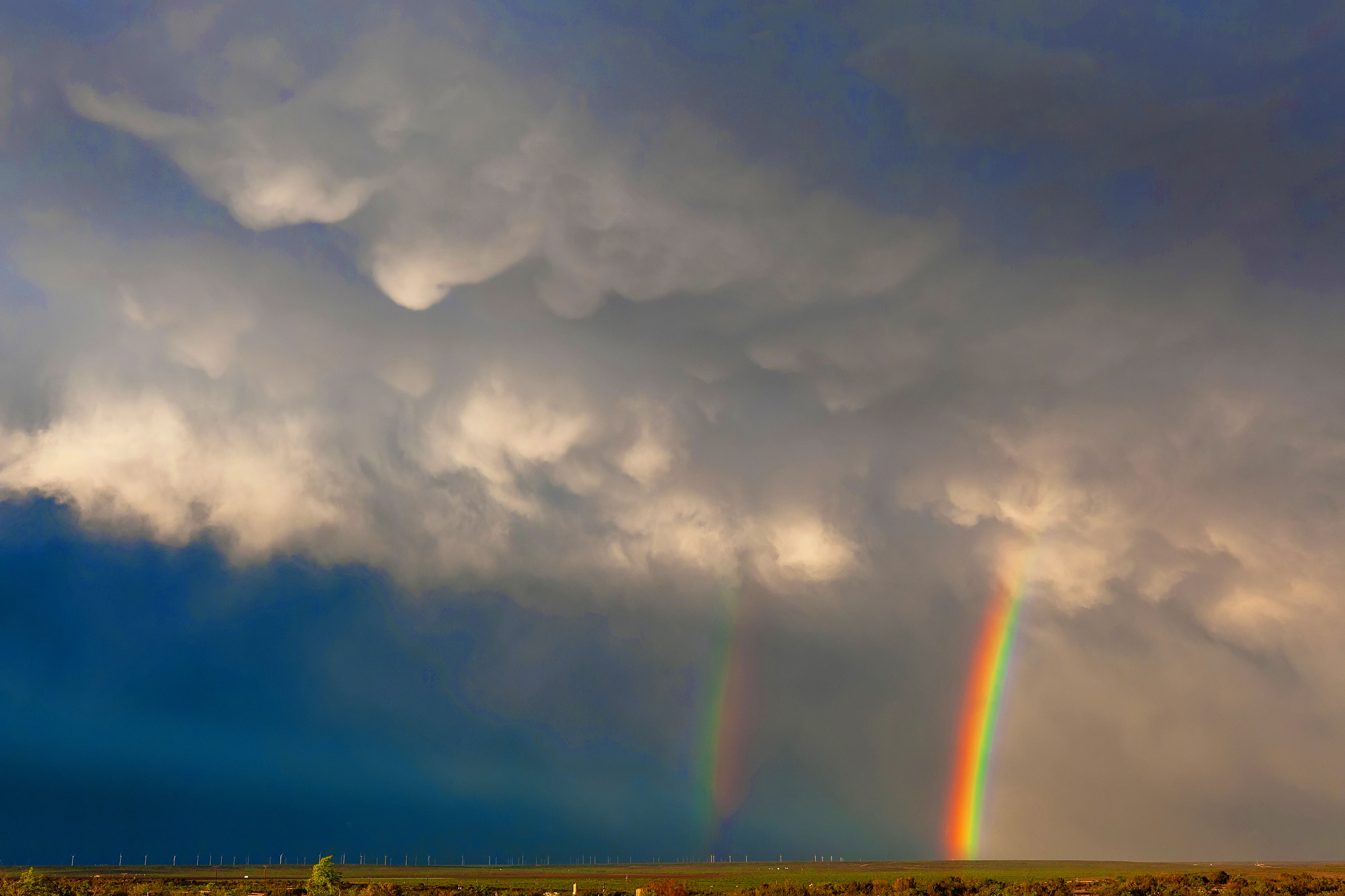 Rainbows and Mammatus #41