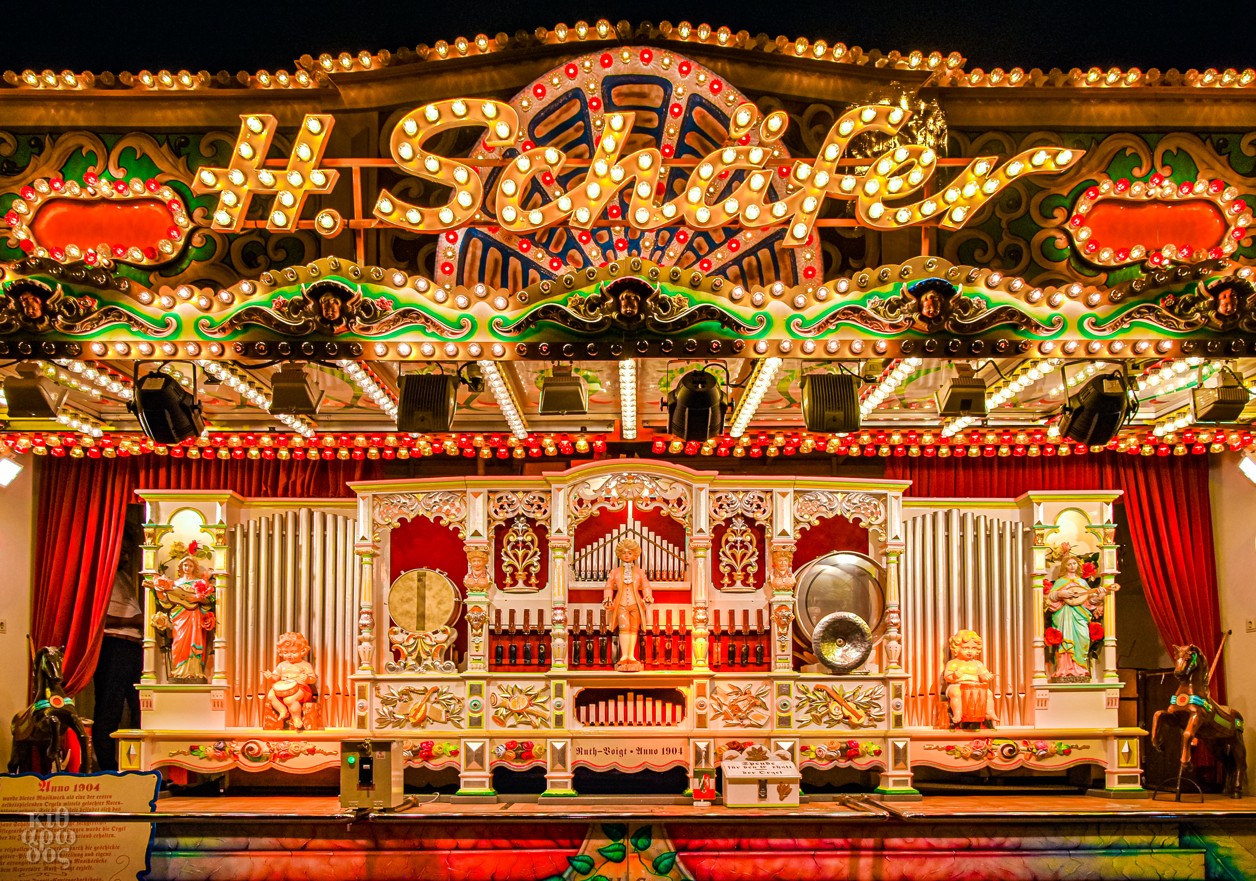 Fairground organ (1904)