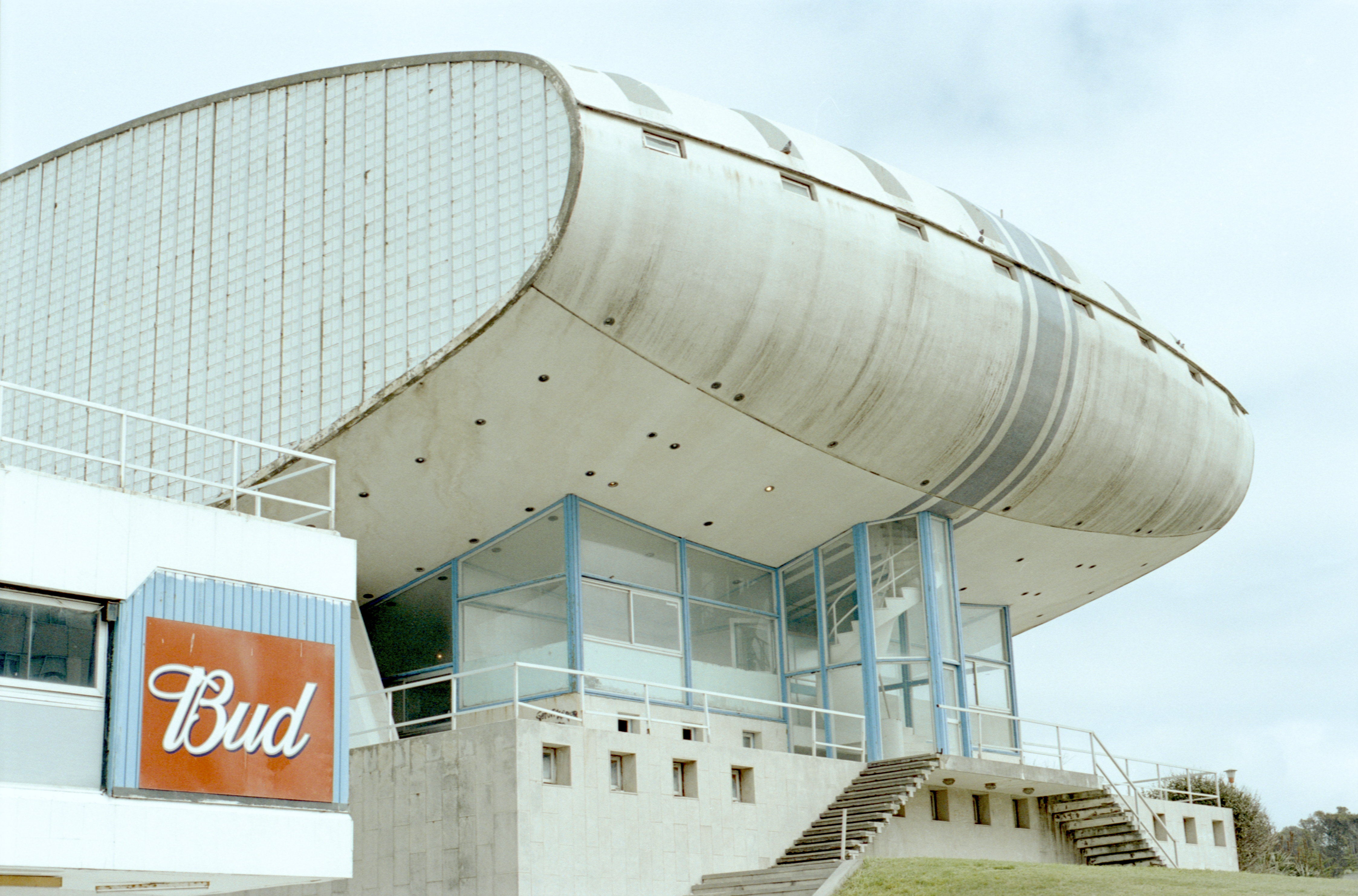 Poolside-Casino on FND