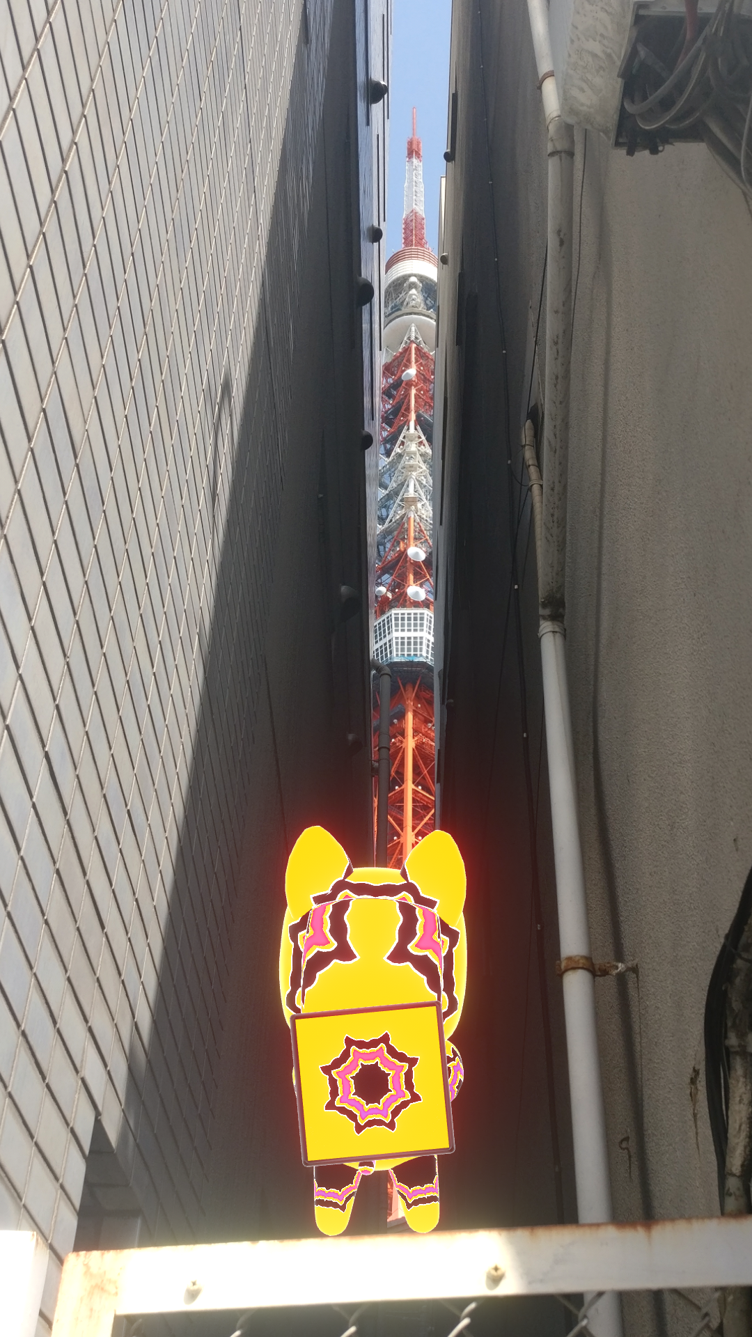 赤き塔を覗く