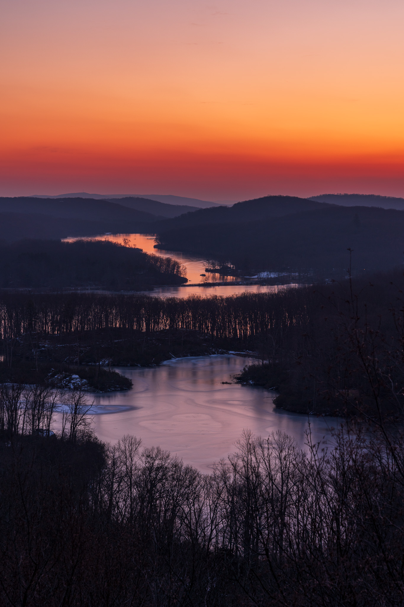 Frozen Waters, Fiery Sky