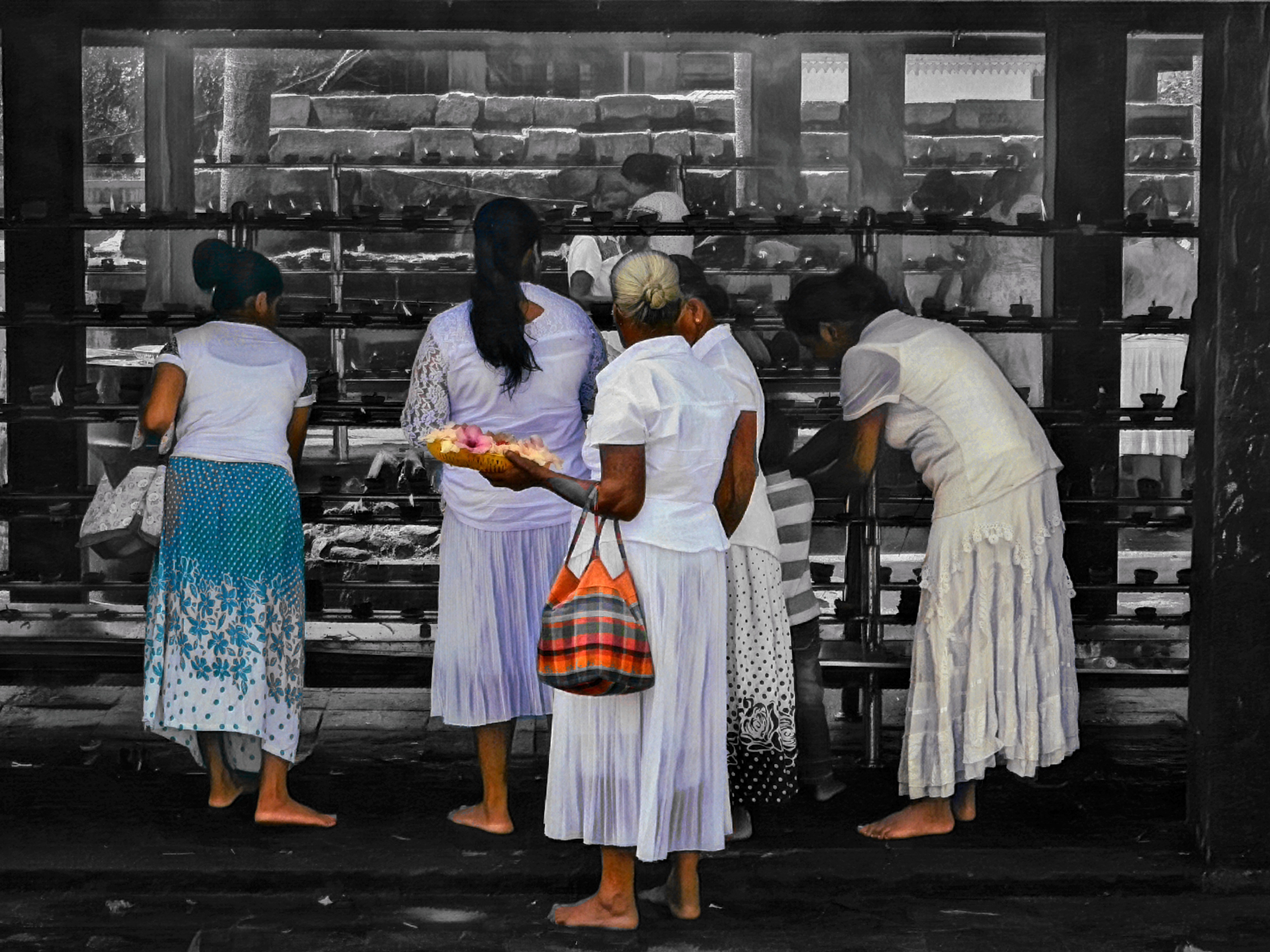Women at the temple #15