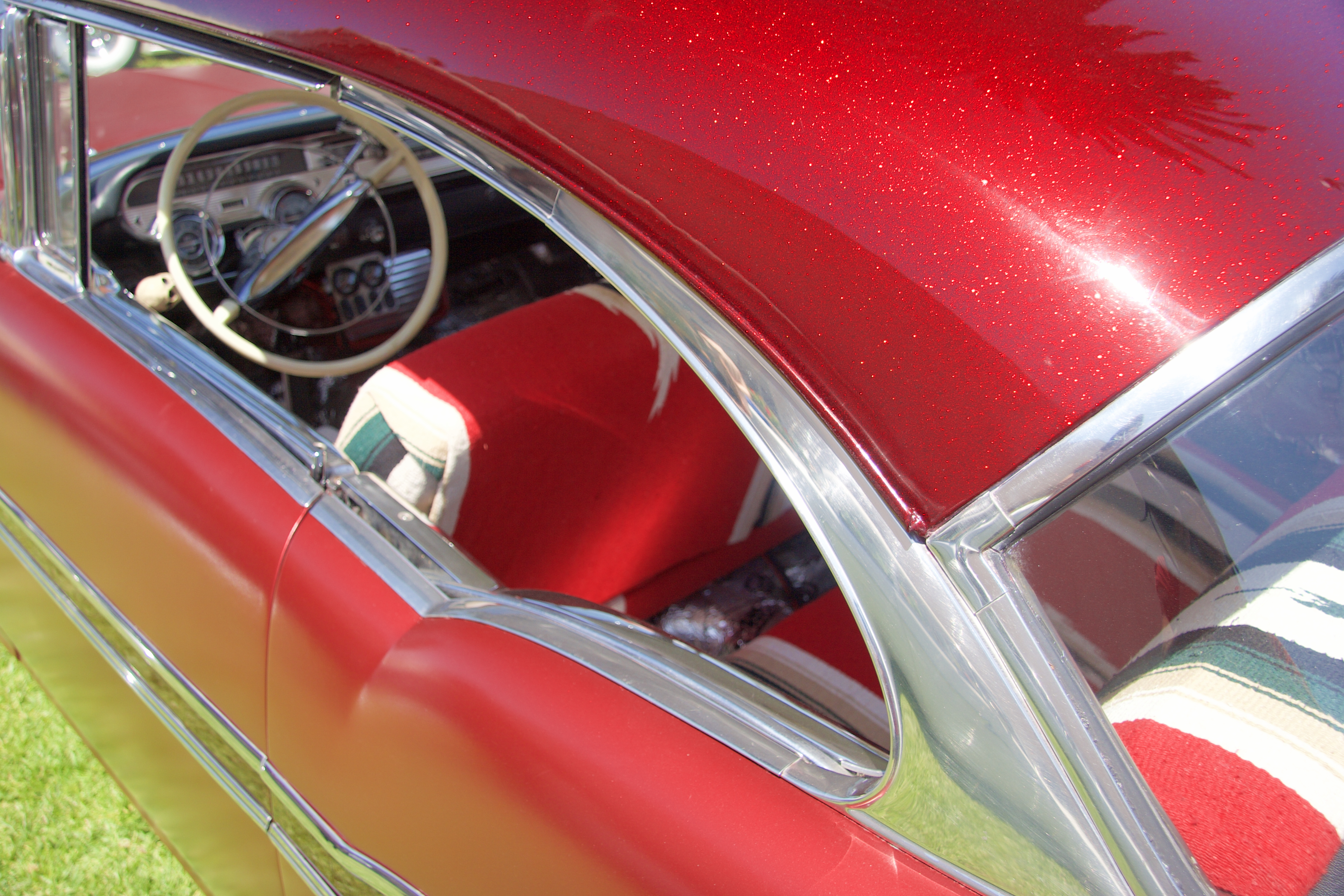 Cherry Red Metal Flake & Mexican Blanket