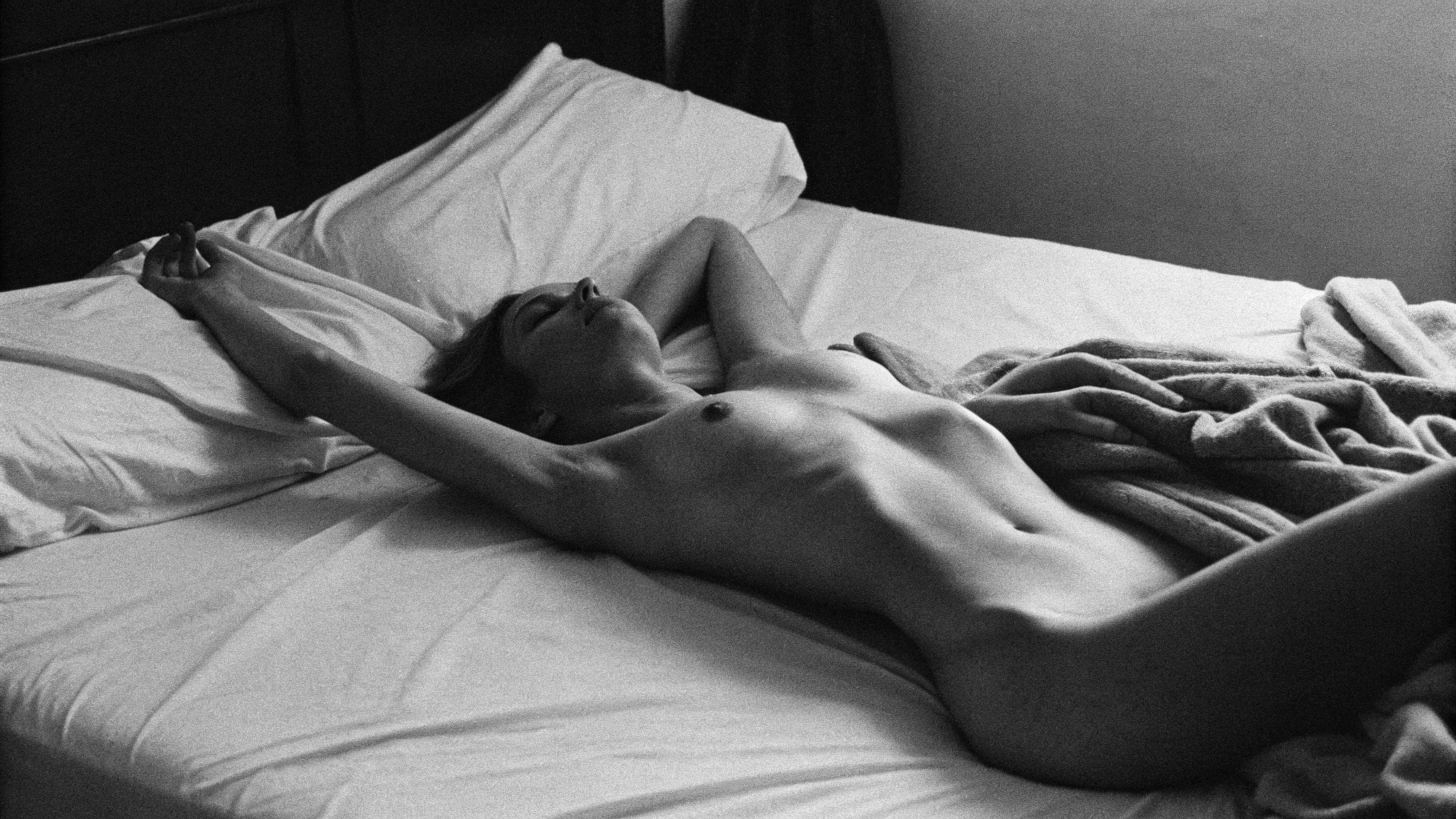 relax in my room_2