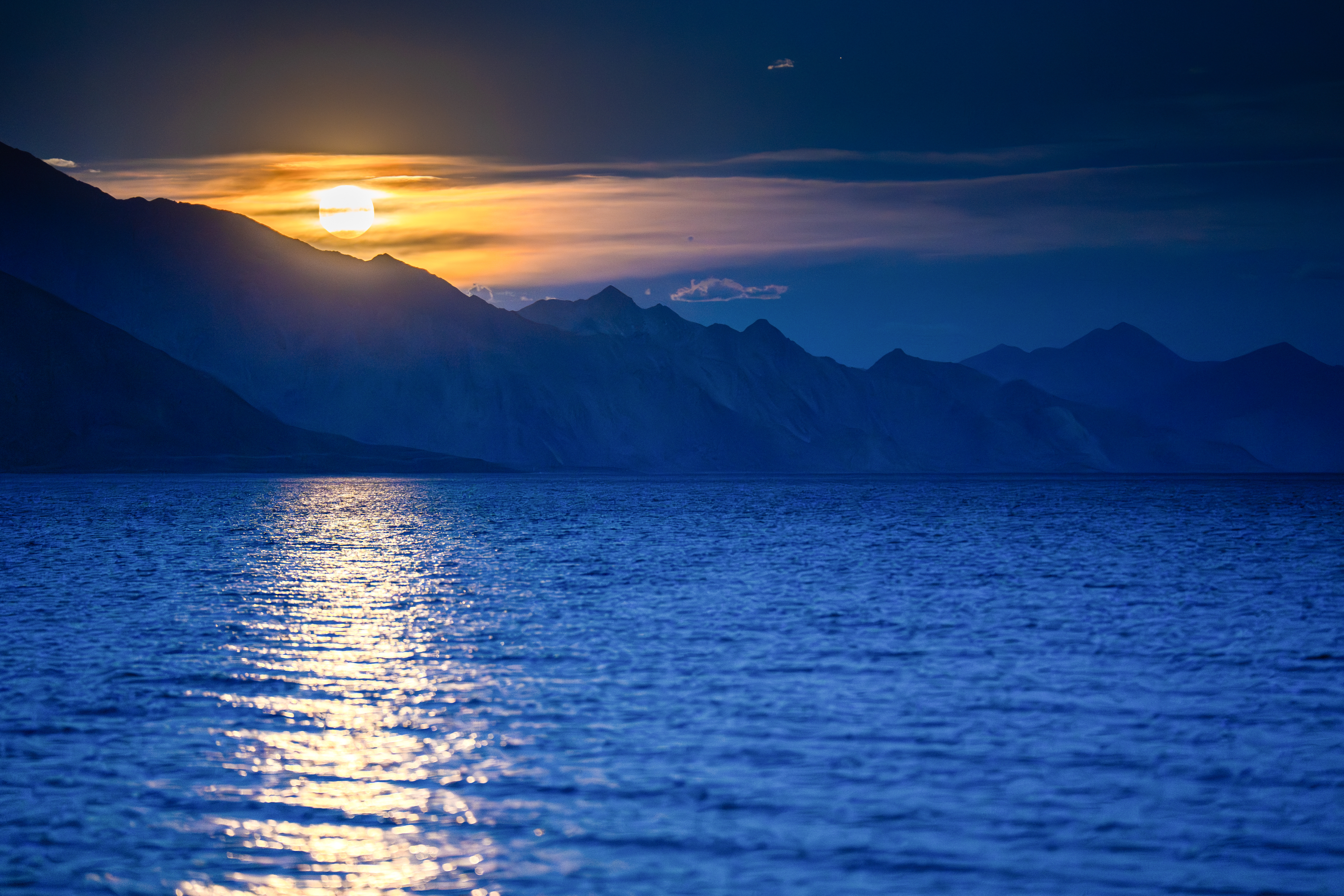 Full moon rise in Pangong Lake