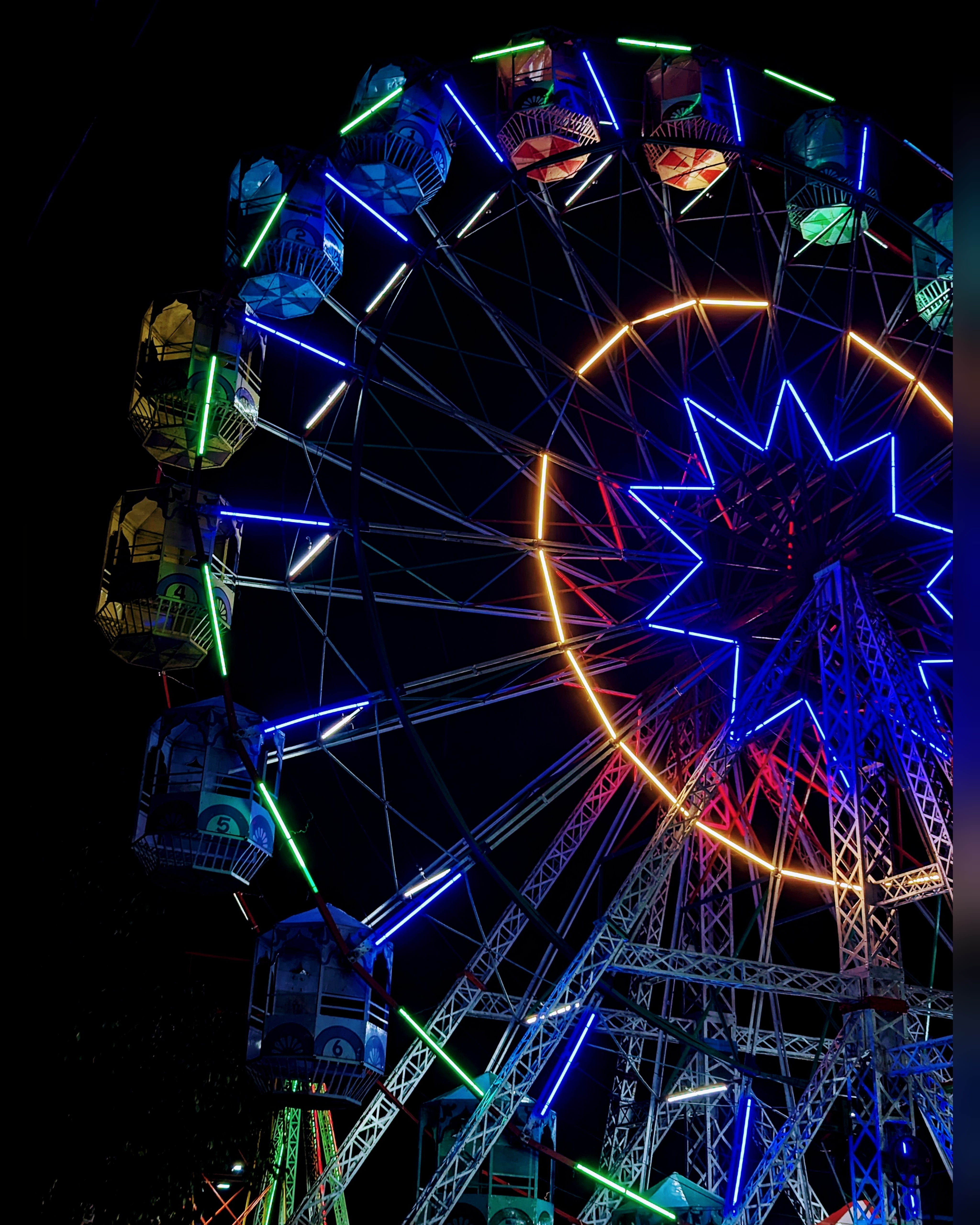 Giant Wheel's Dance #29