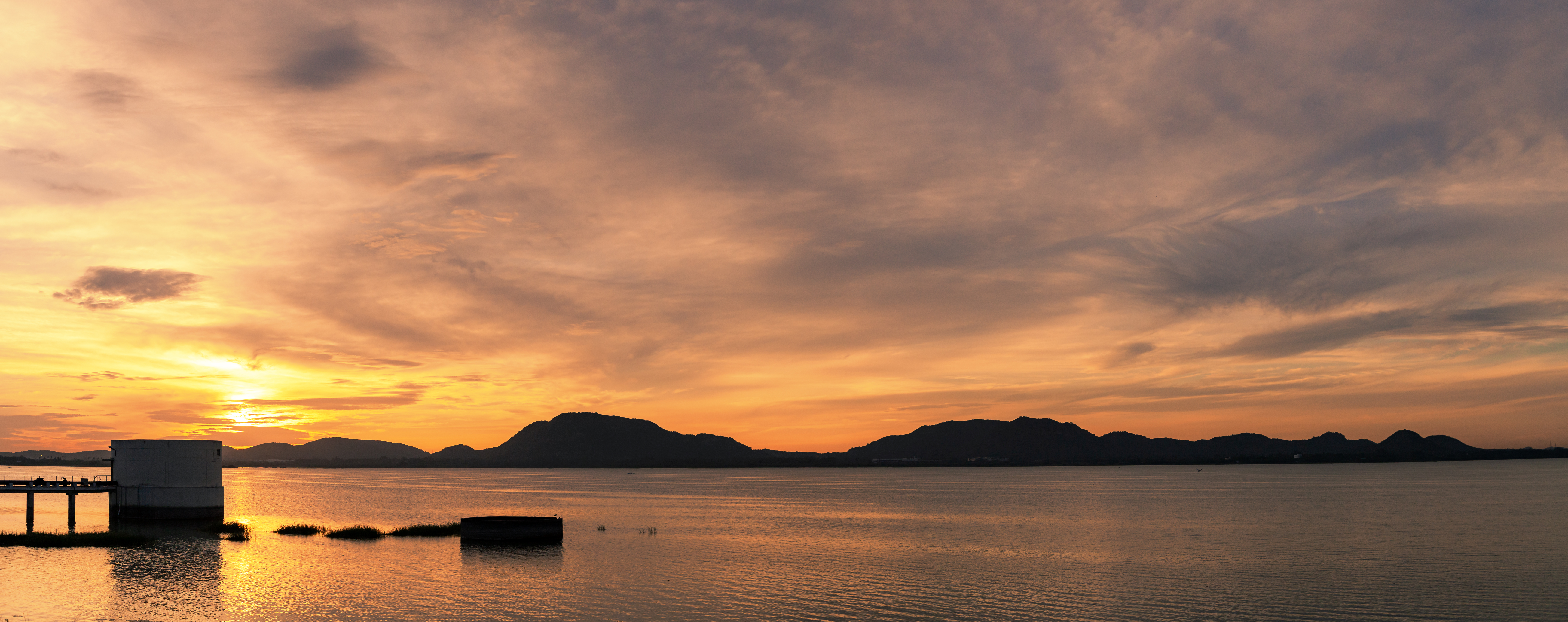 Sunrise Pano at the Lake