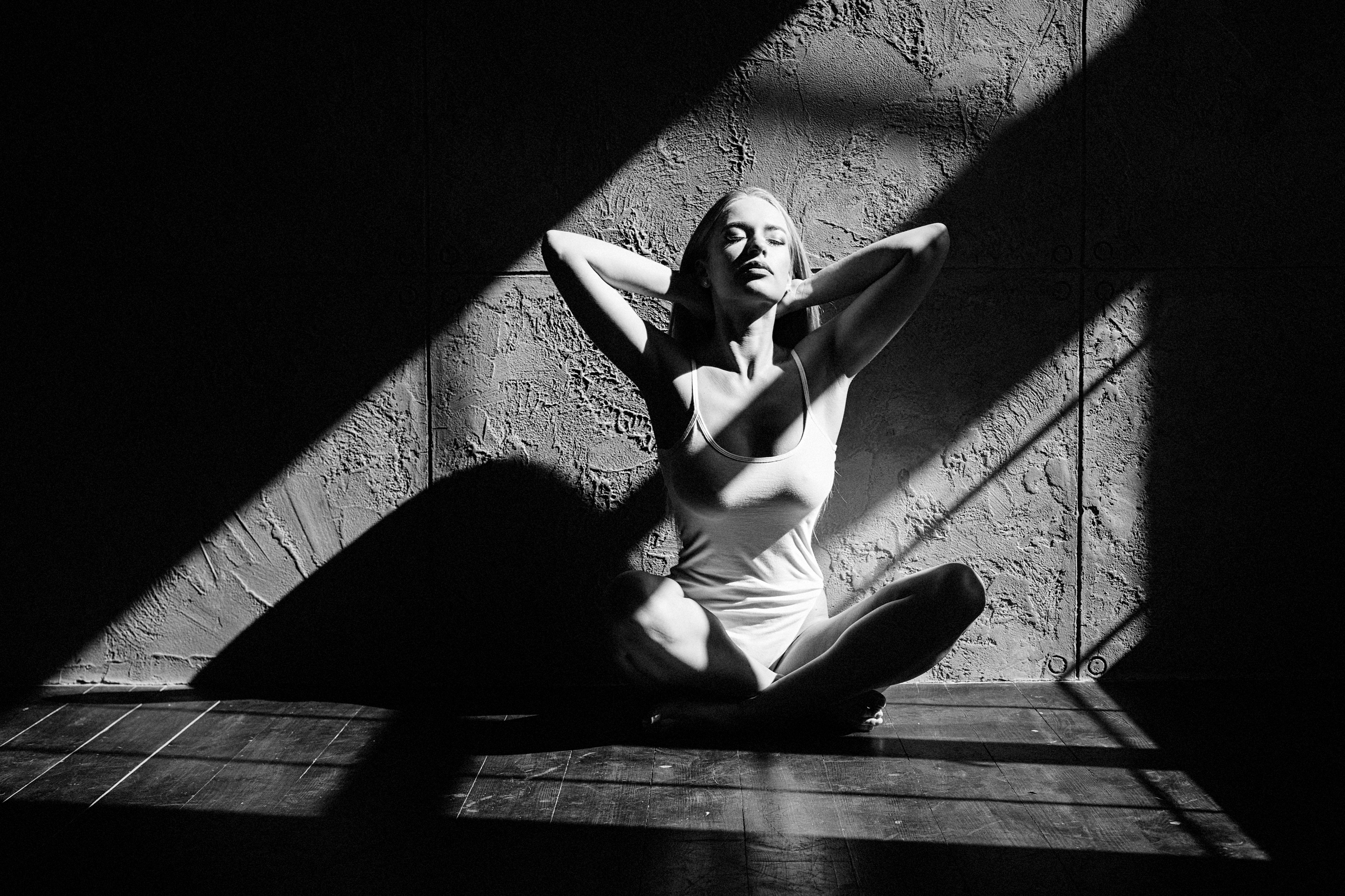 Sunlit Kiss