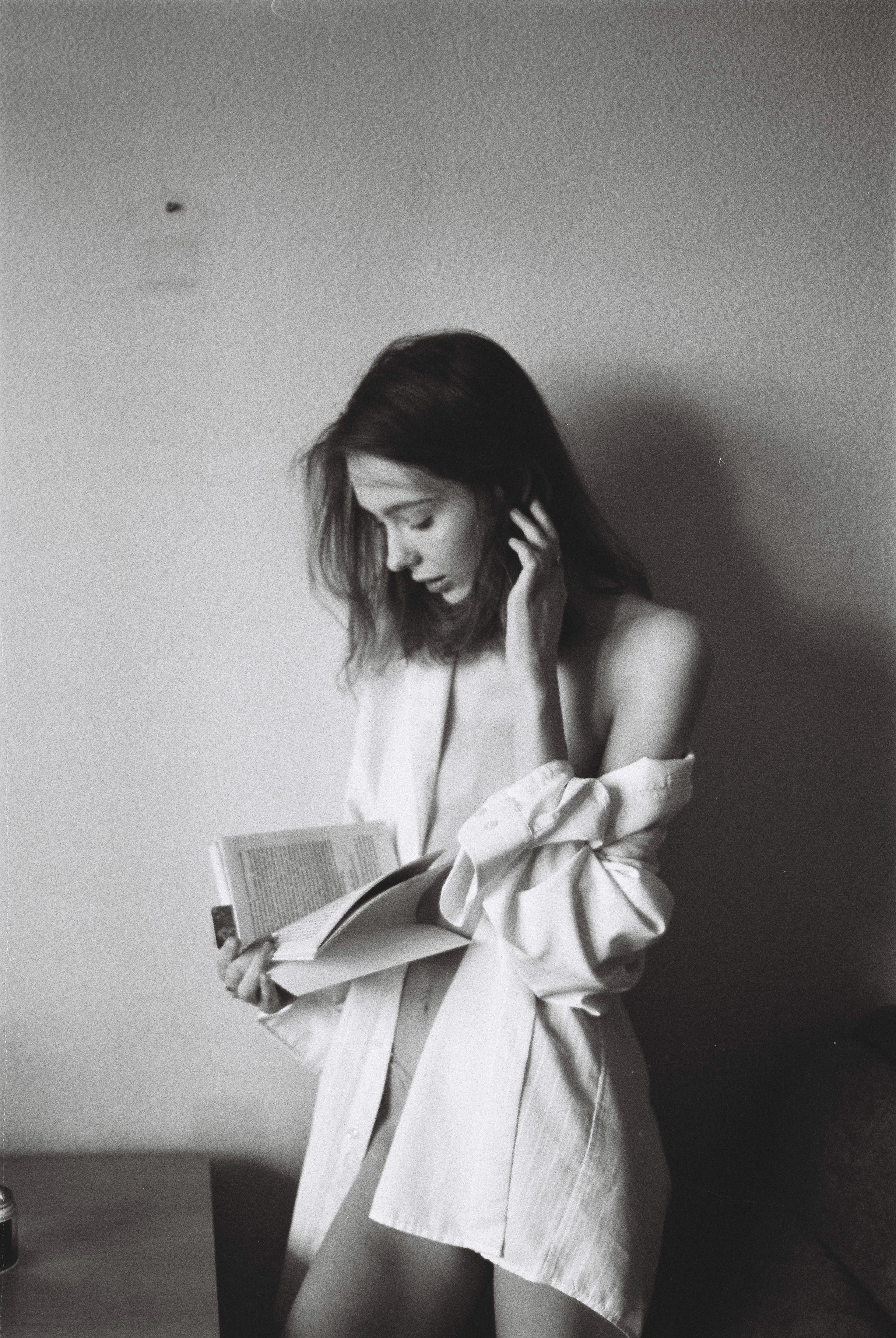 📚