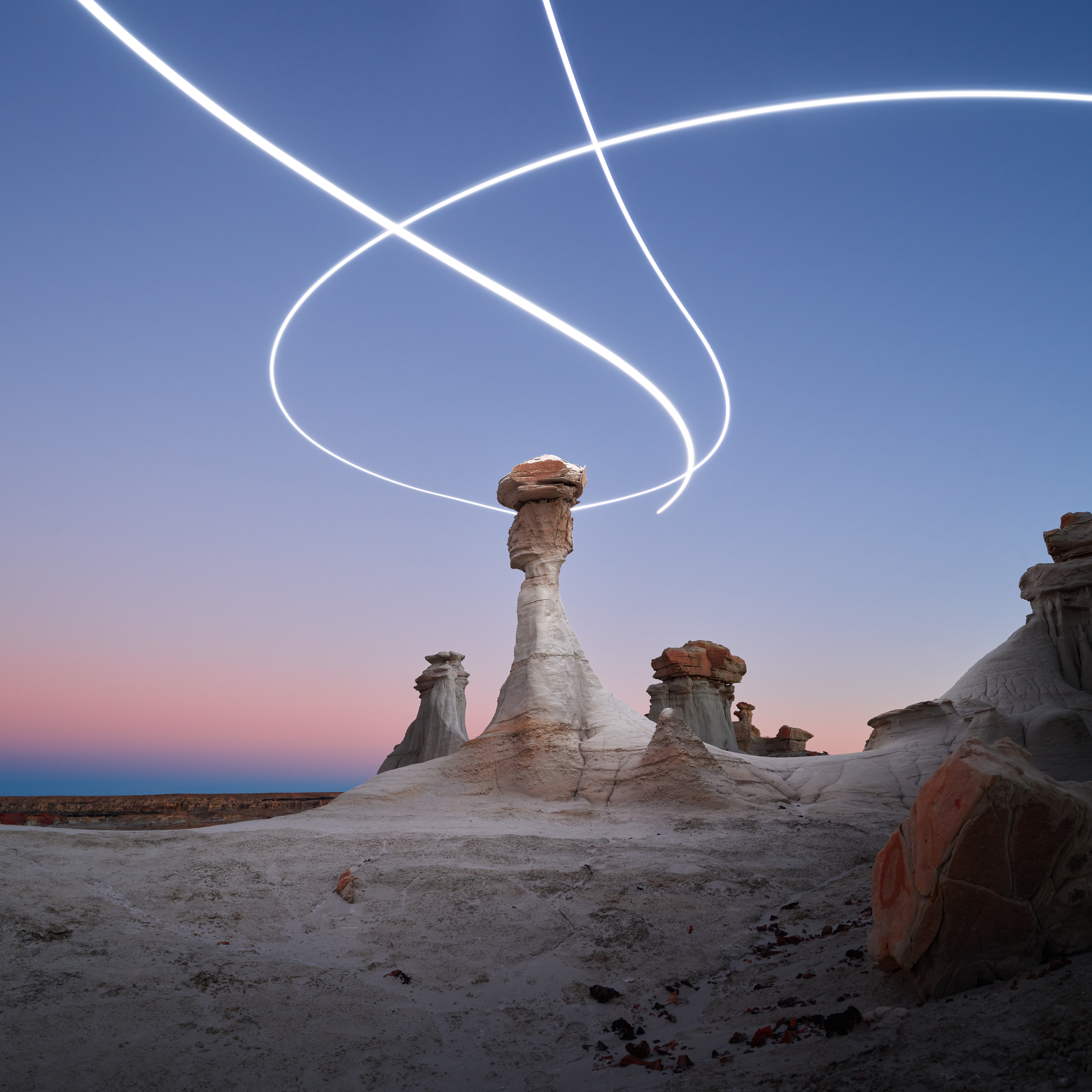 Aeroglyph Variations #16 by Reuben Wu