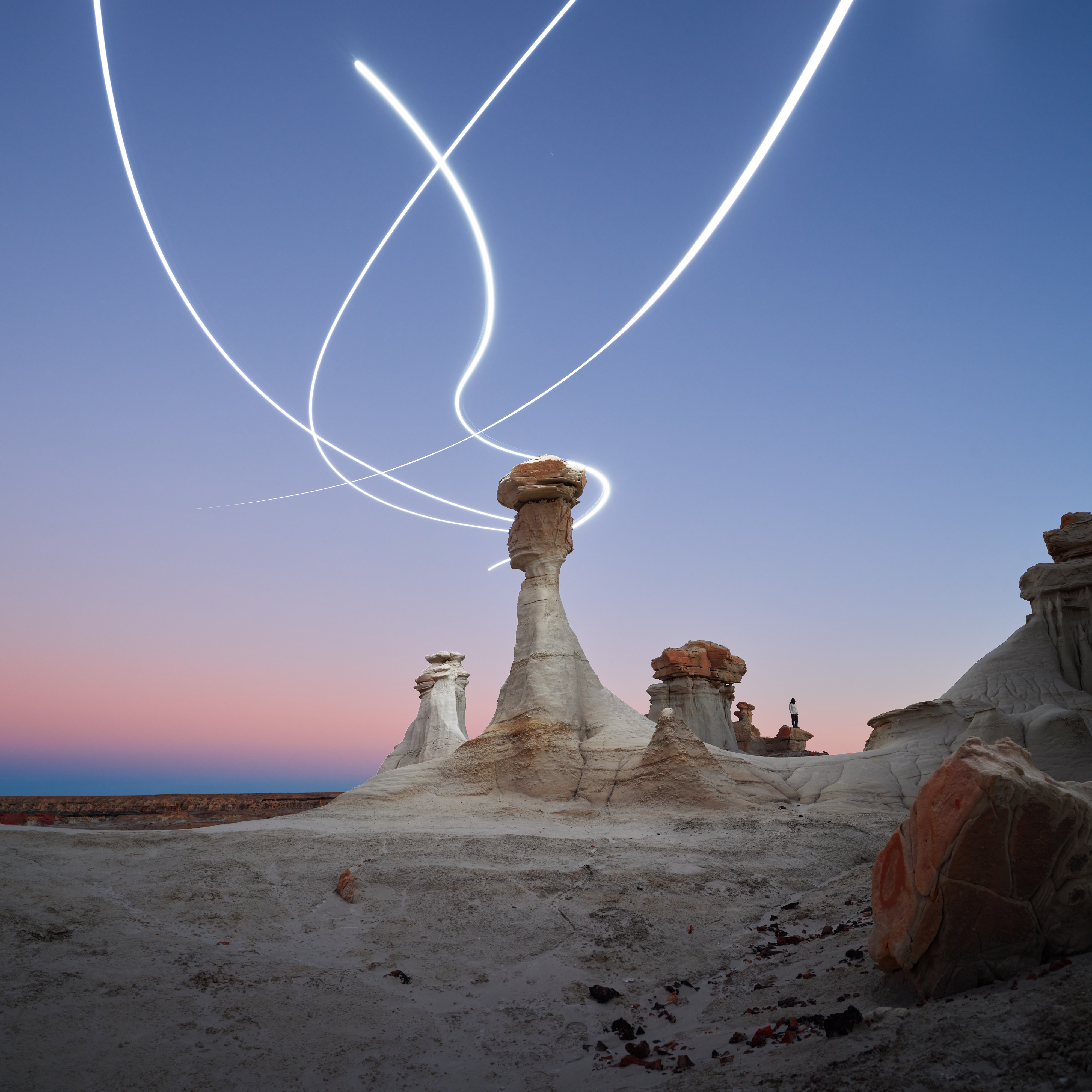 Aeroglyph Variations #19 by Reuben Wu