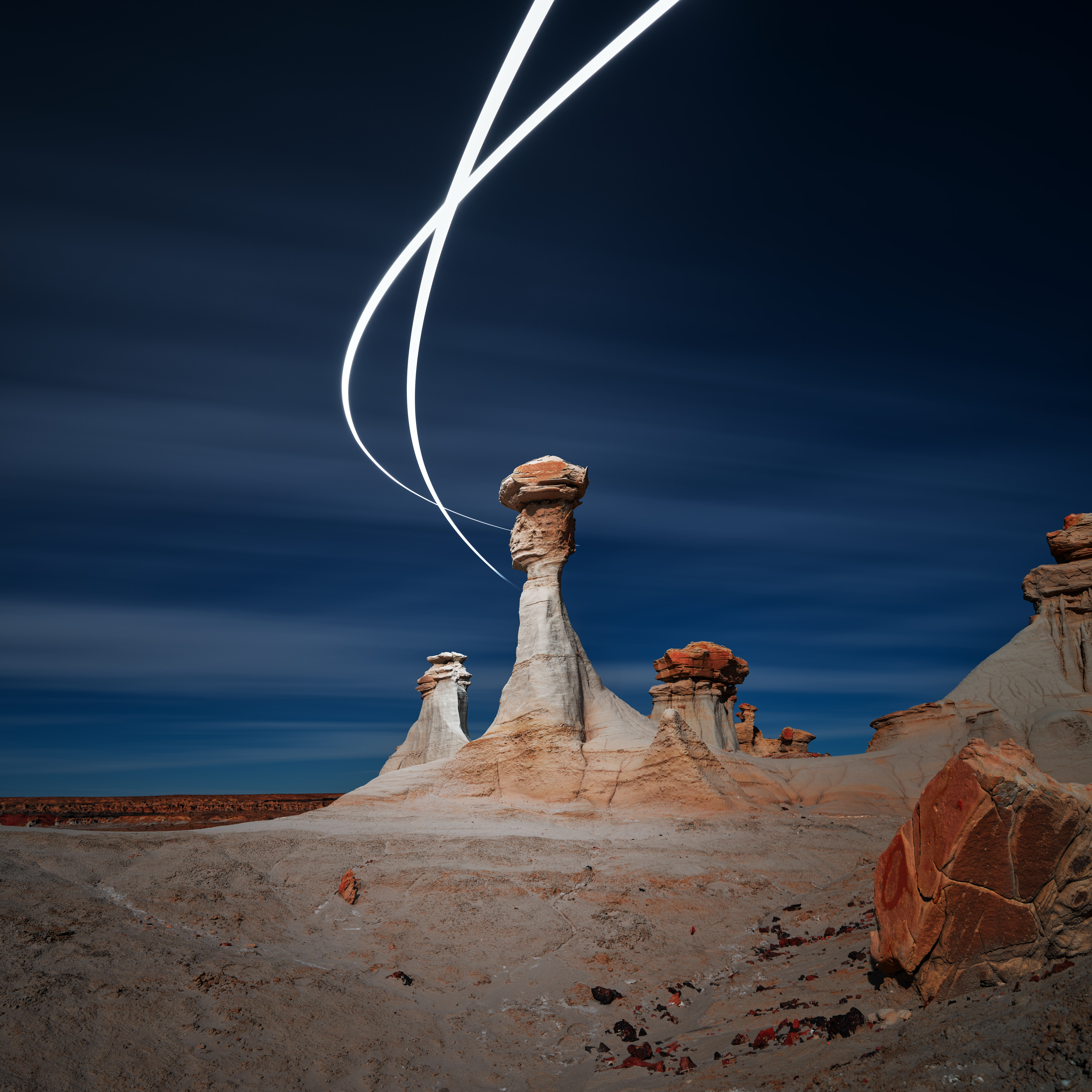 Aeroglyph Variations #32 by Reuben Wu