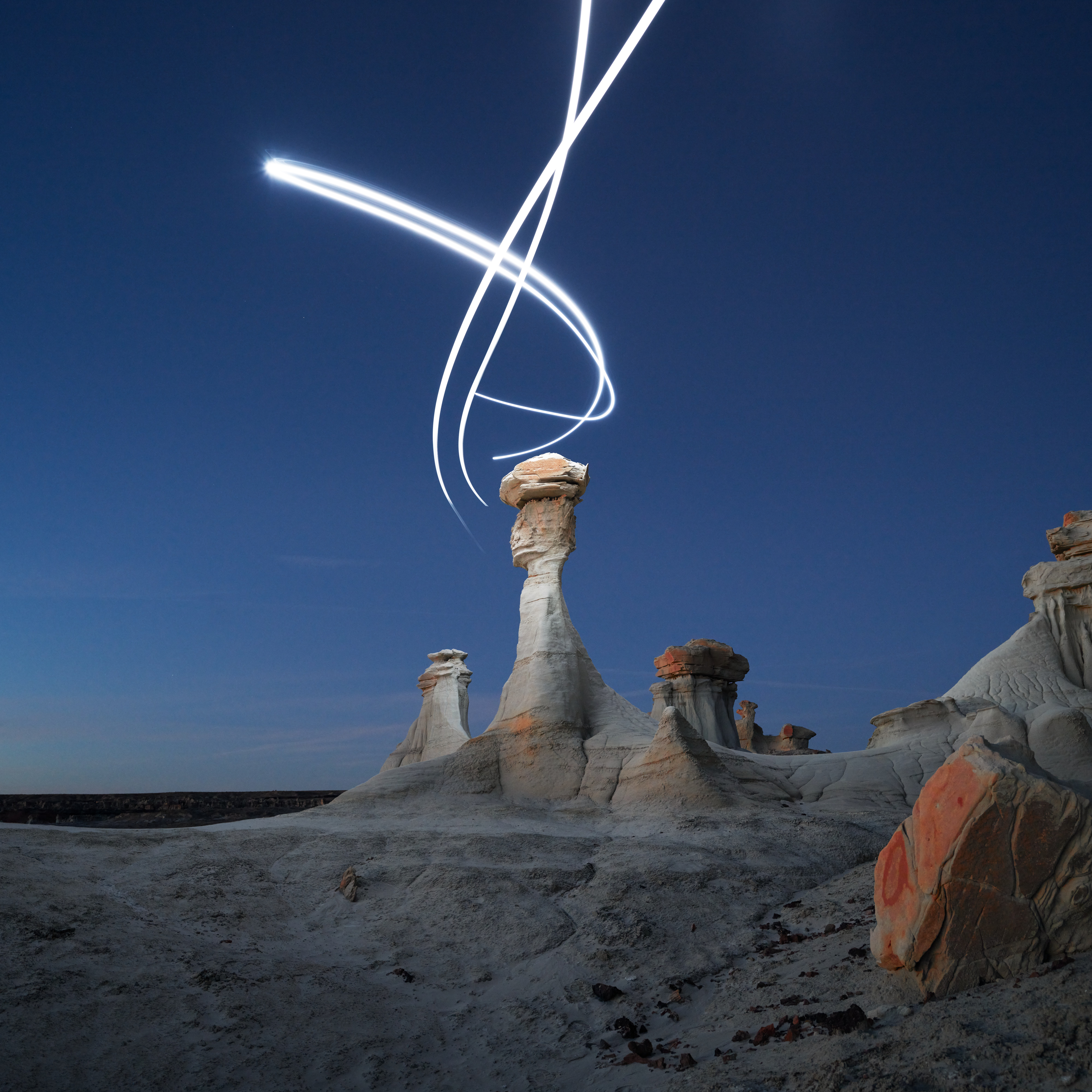 Aeroglyph Variations #2 by Reuben Wu
