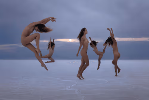 GM - Solstice Moonrise - Fine Art Nude Photo