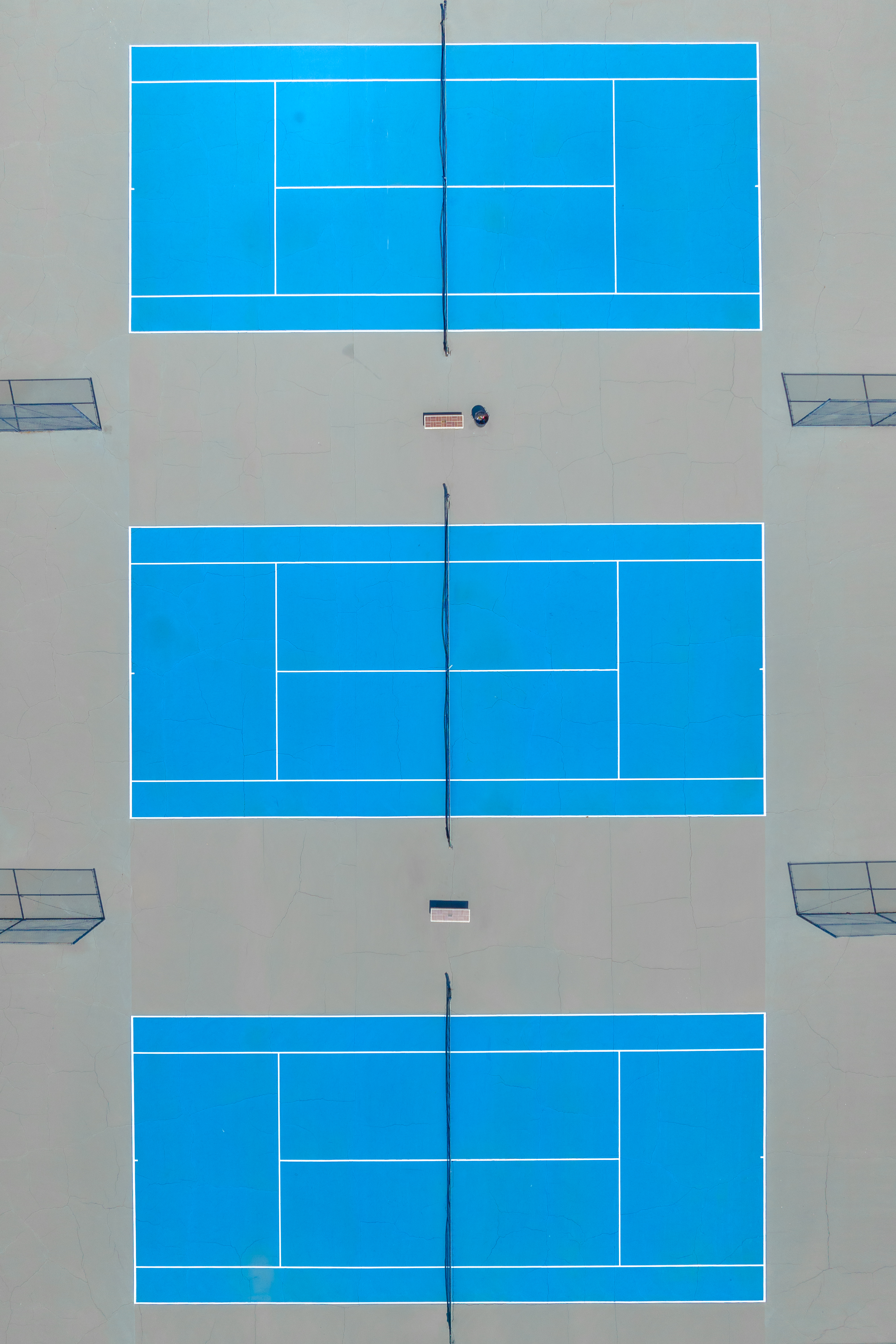 Courts 1