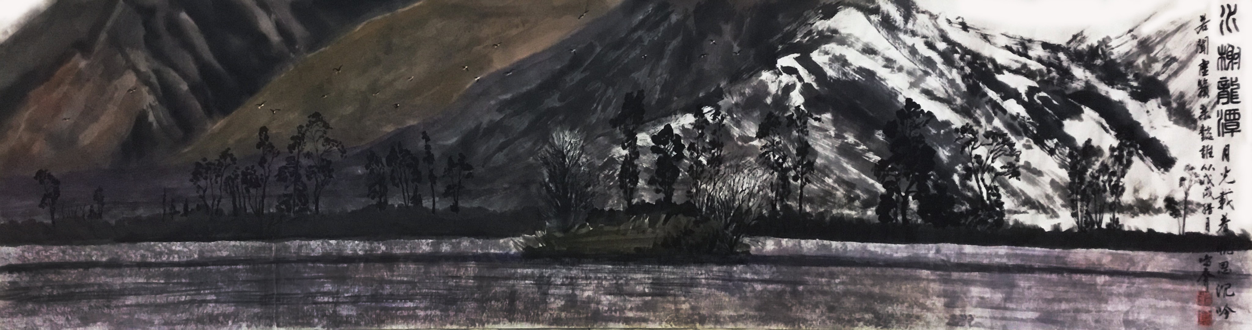 In the fall of a single leaf, the vastness of heaven and earth is revealed; In the stillness of the heart, one understands the calm passage of time.