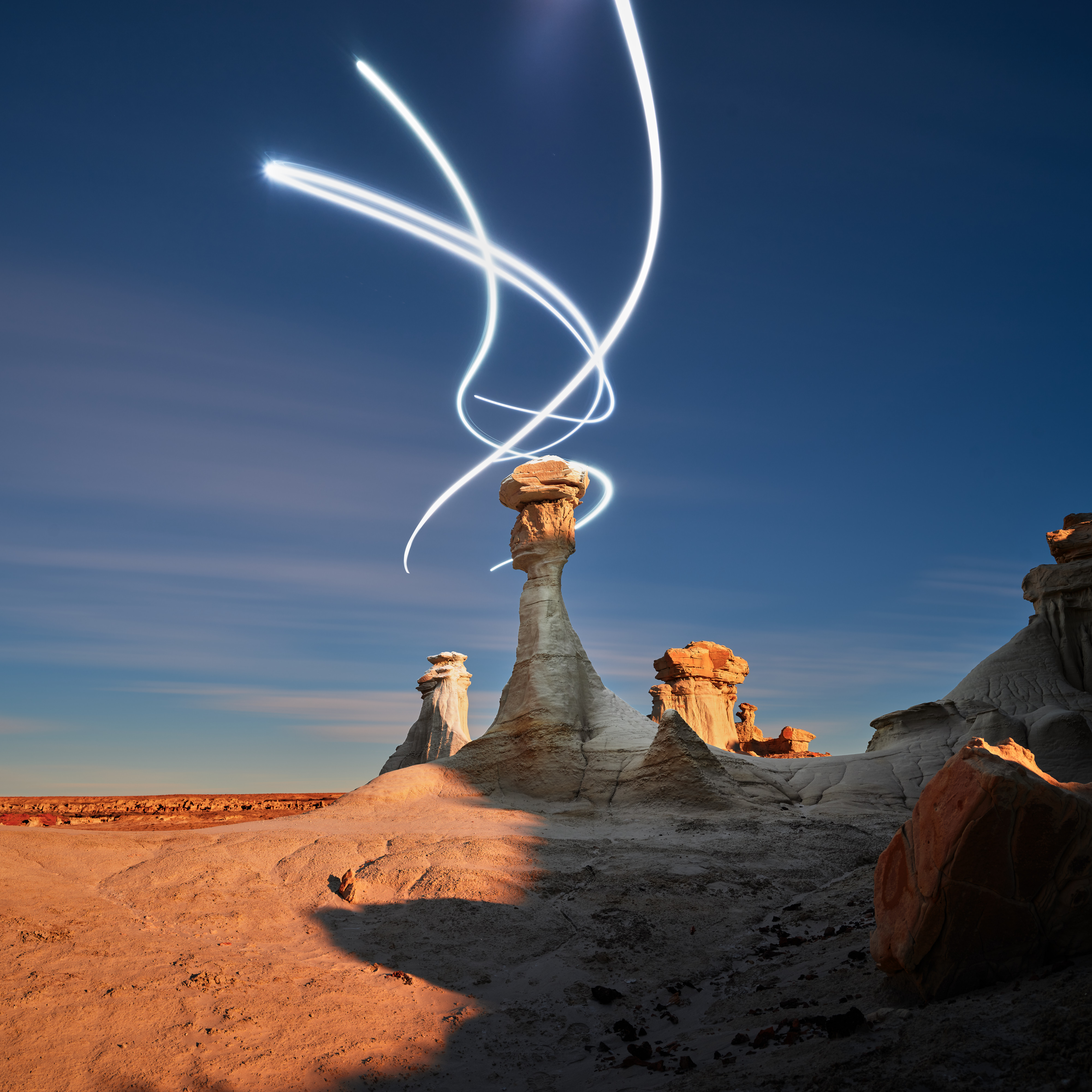 Aeroglyph Variations #28 by Reuben Wu