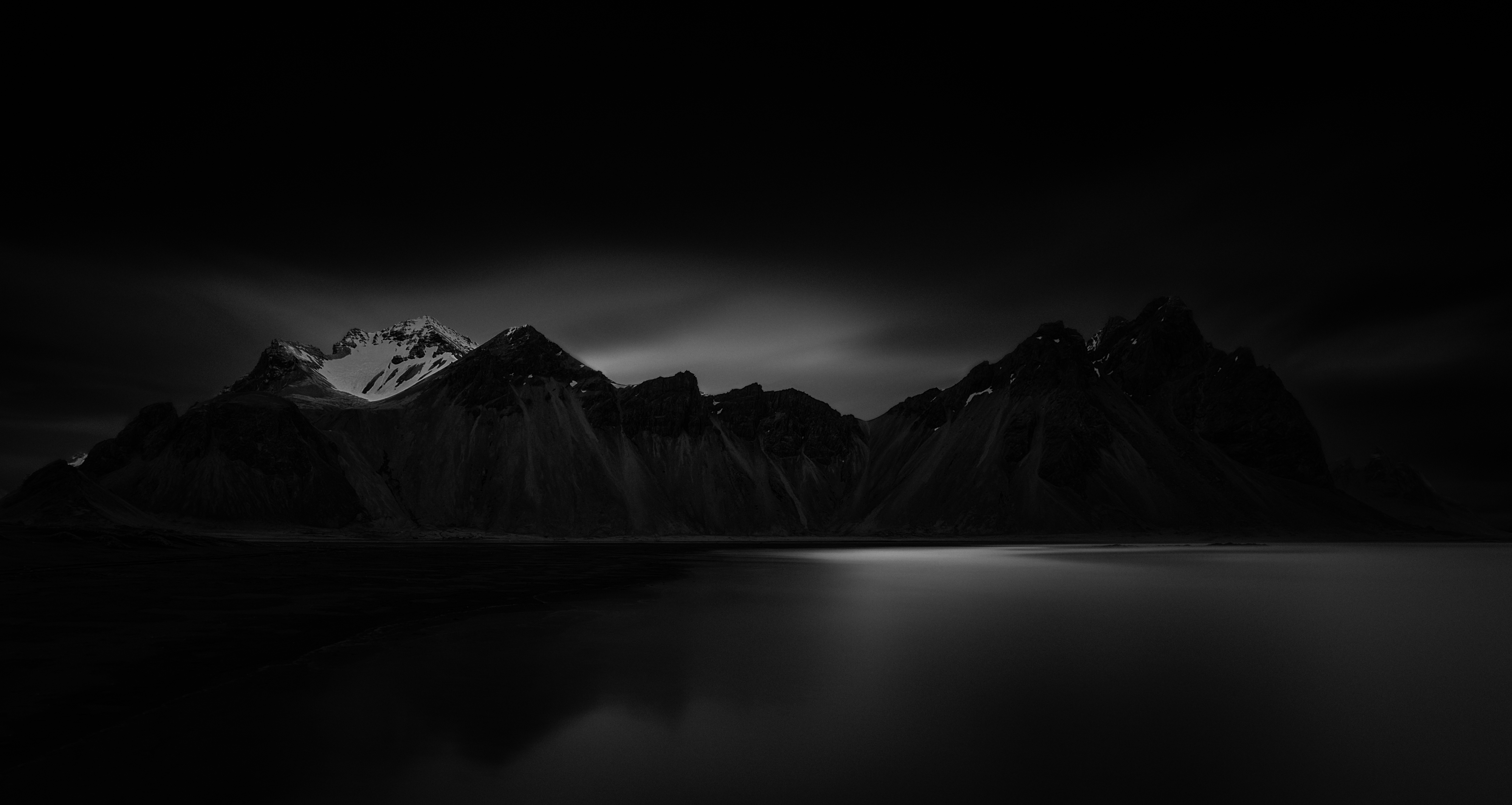 Dark Lands - The Mountain