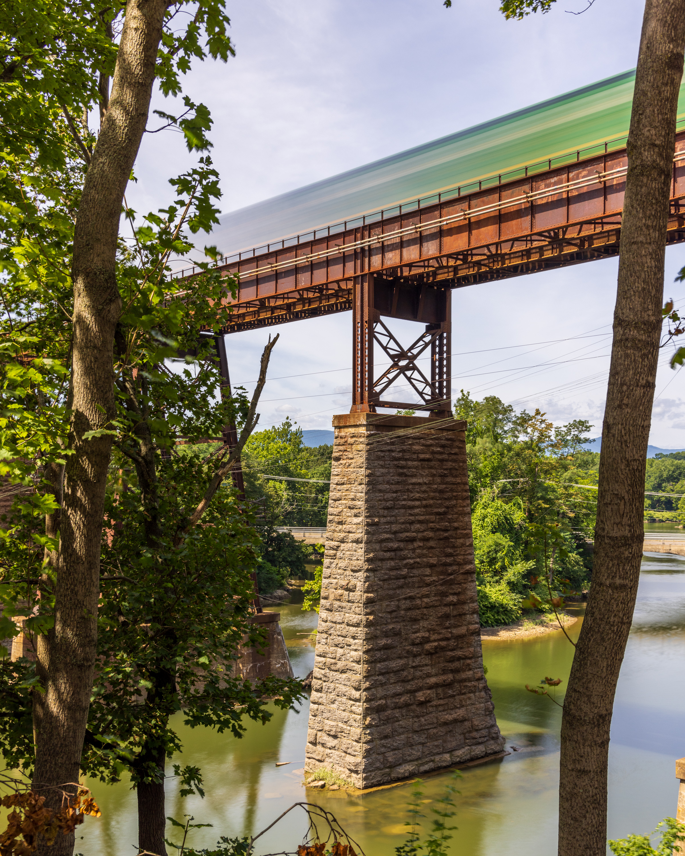 3.2 seconds of freight train, Catskill