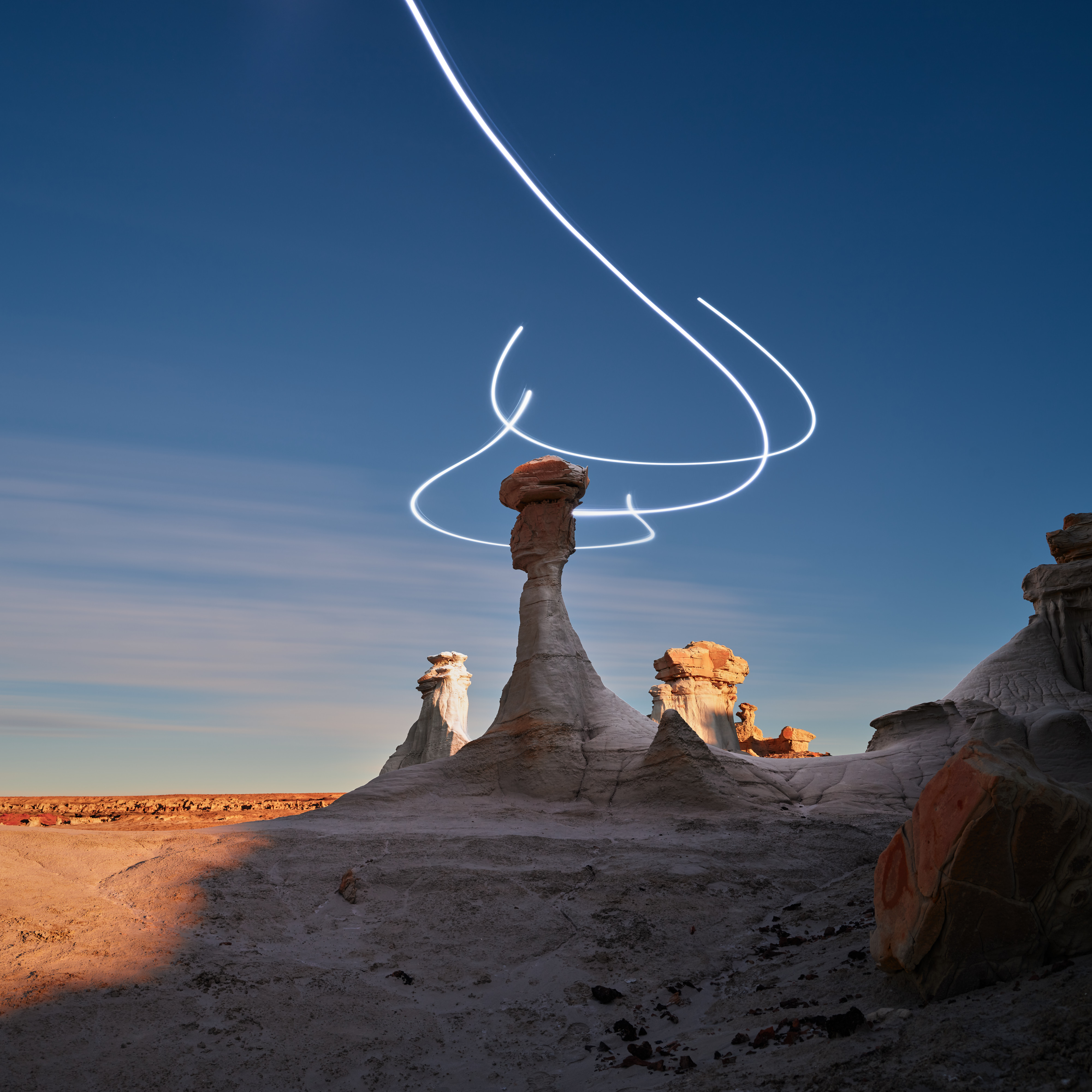 Aeroglyph Variations #21 by Reuben Wu