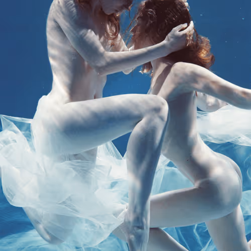 Underwater dance