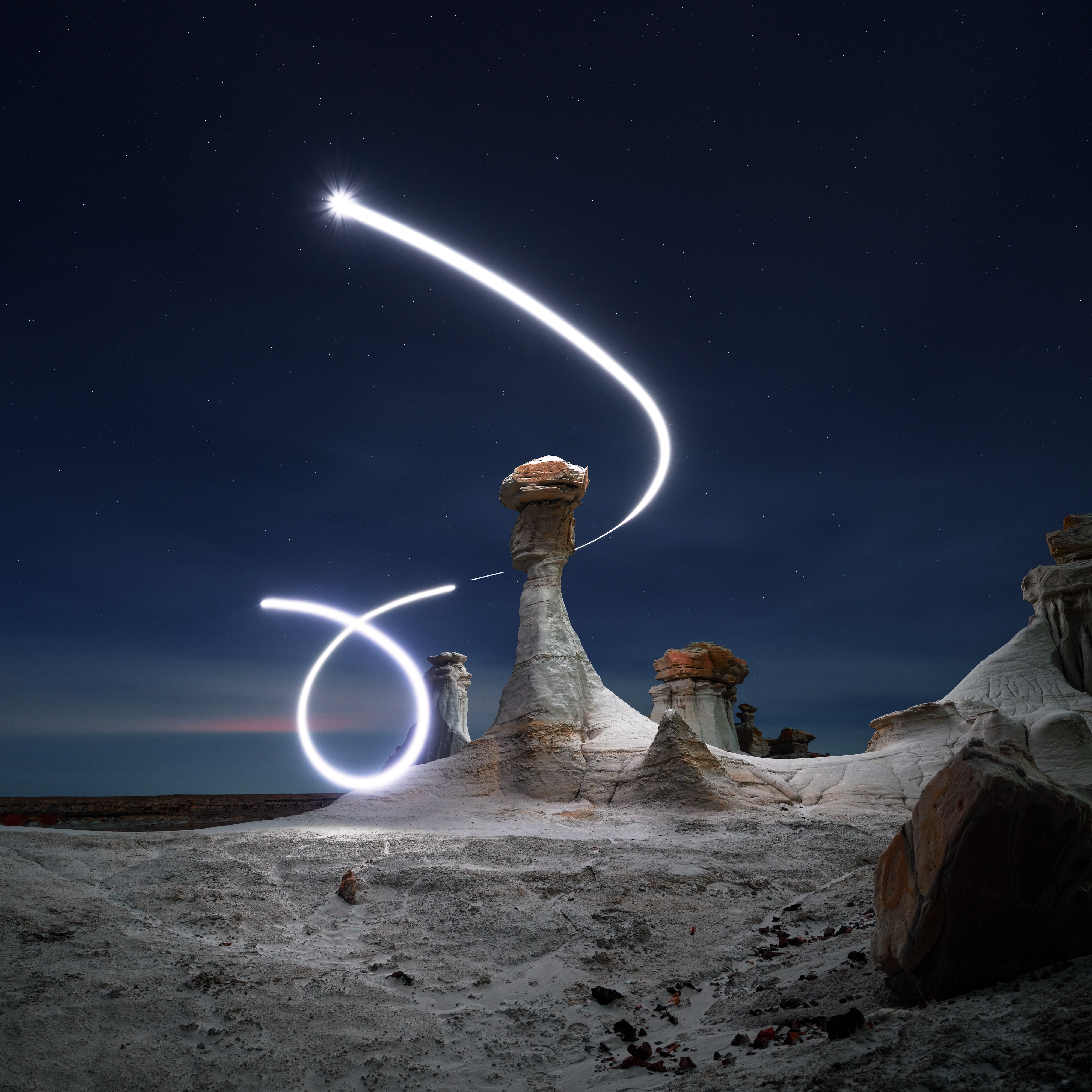 Aeroglyph Variations #50 by Reuben Wu