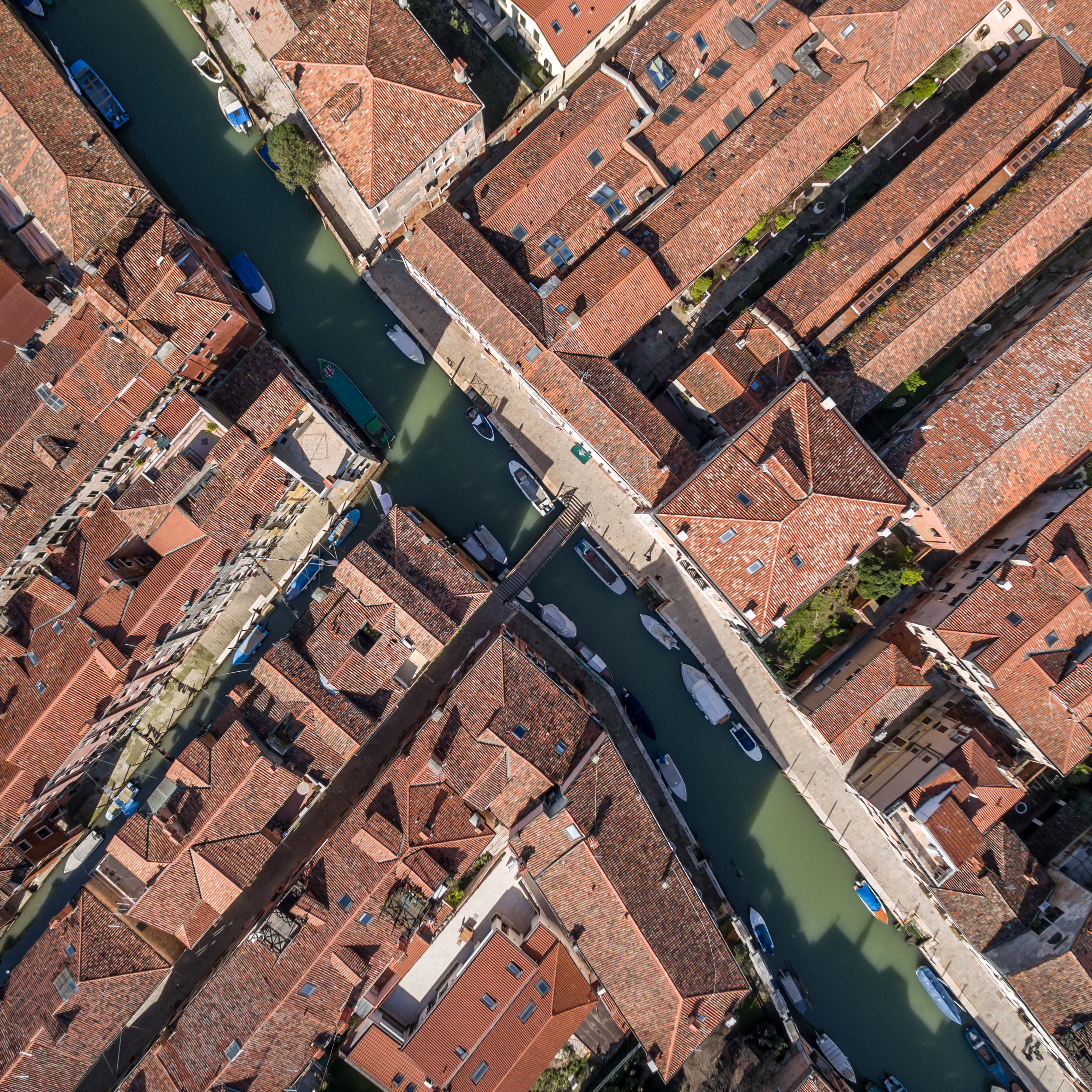 Crossings (Venice) 23/25