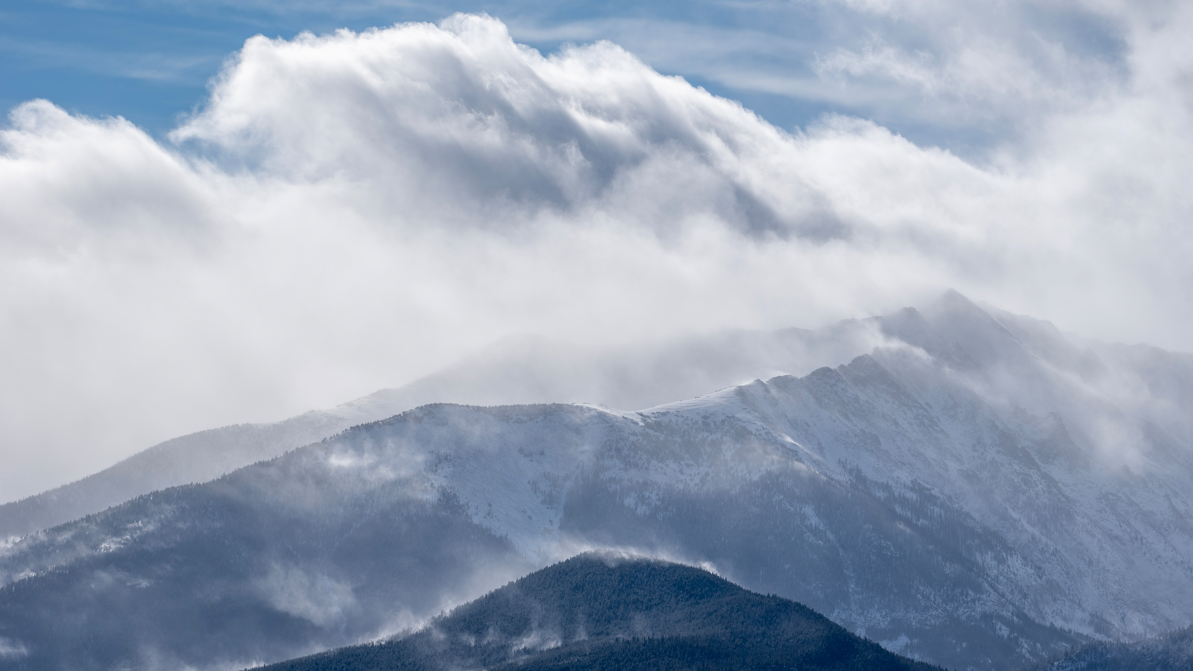 Wander Through the Mountains