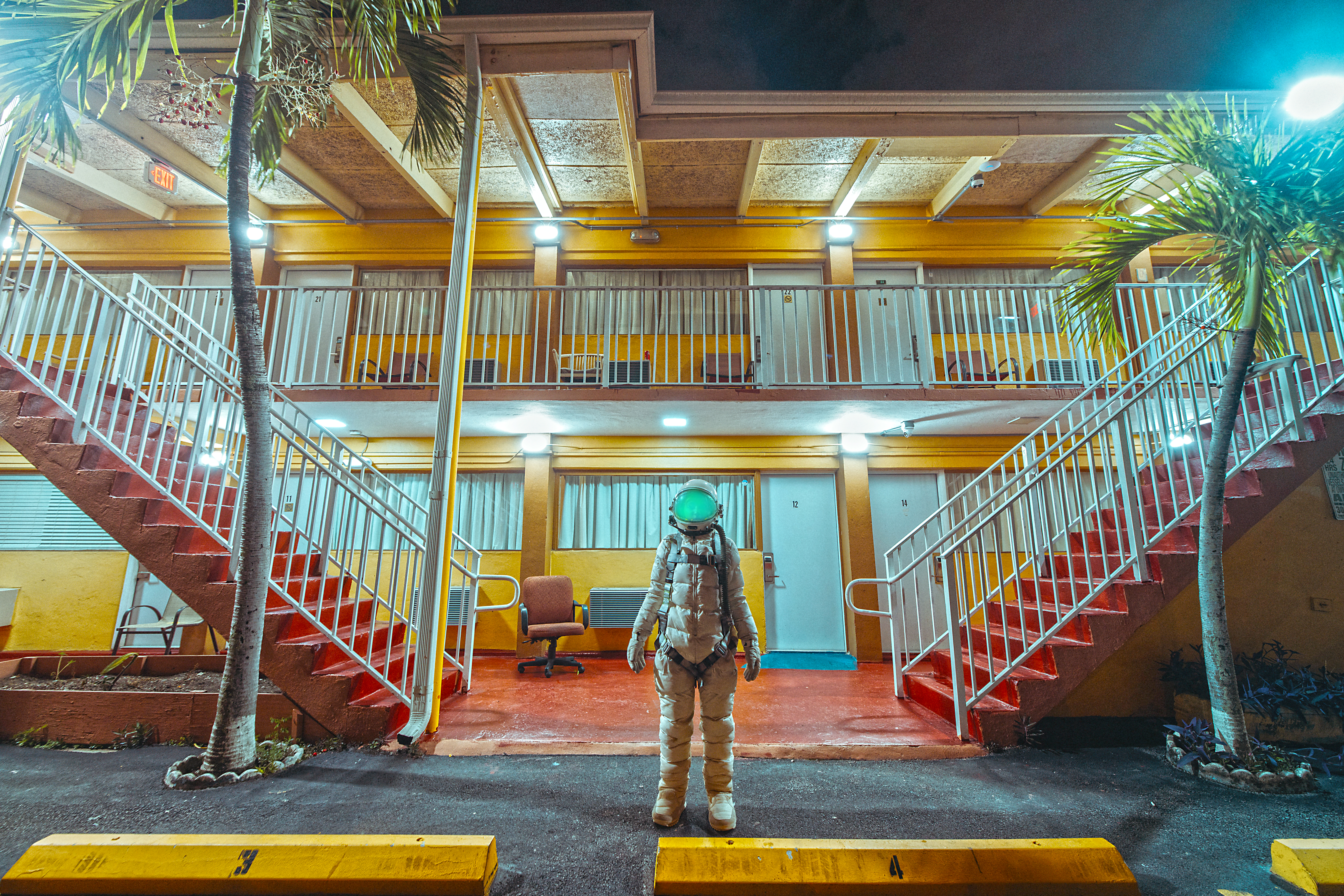 Motel Yellow