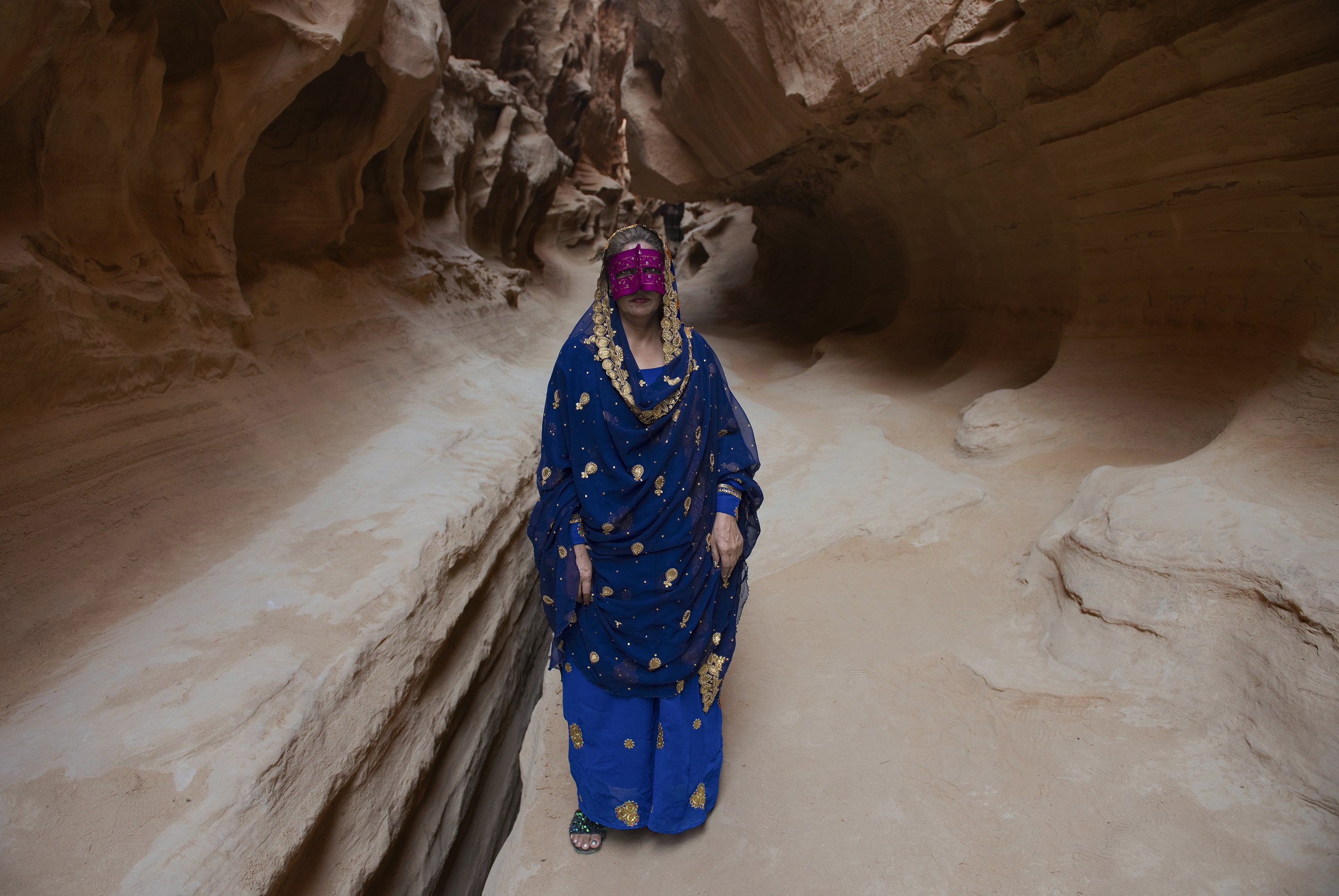 Traditional dress of Hormozgan #7