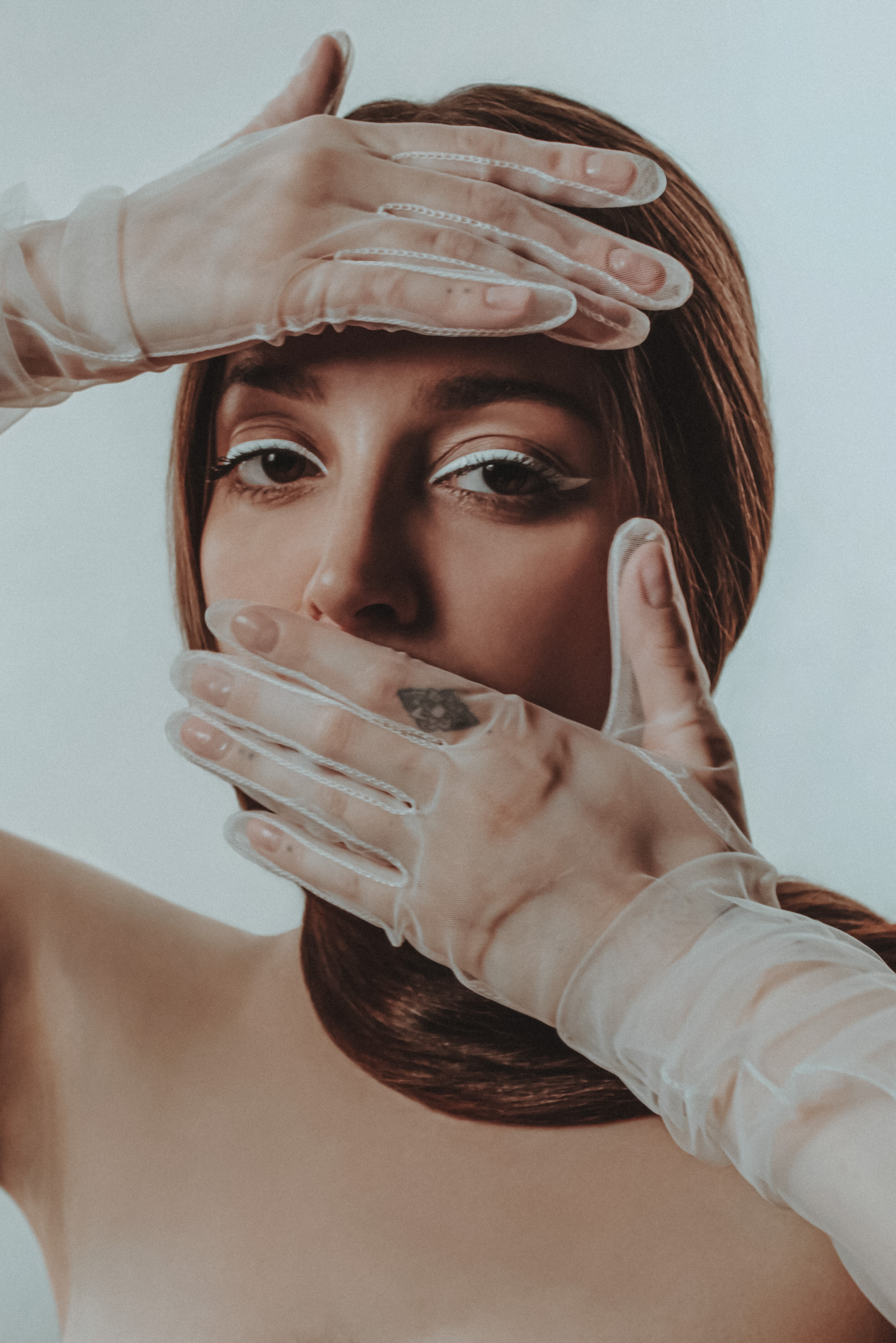 White clarity  #18/33